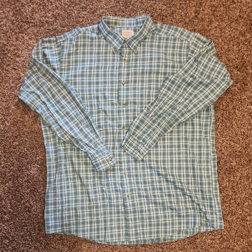 L.L. Bean Blue Casual Button Down Shirt